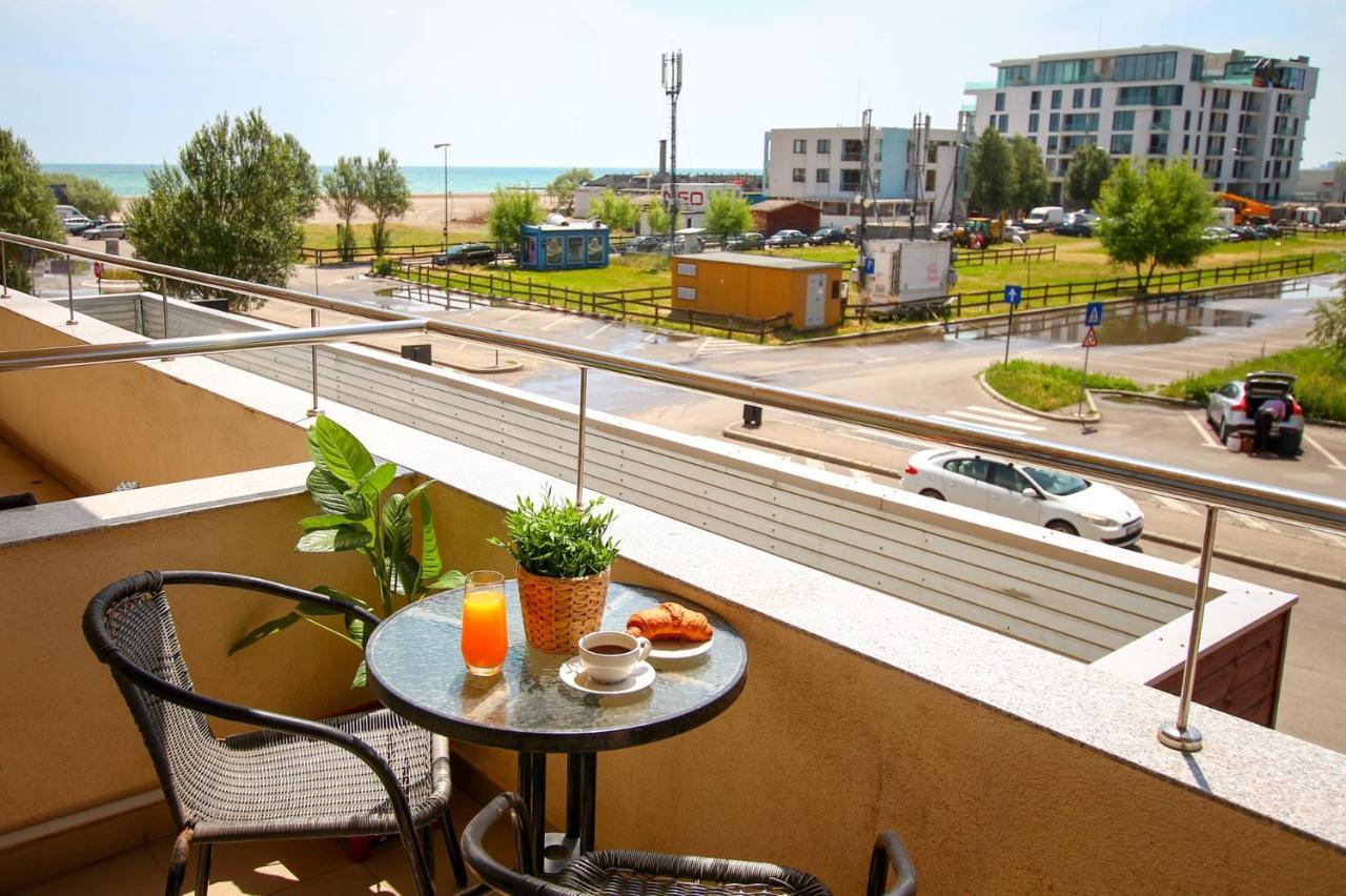 Fratelli Apartments Summerland Mamaia Exterior foto